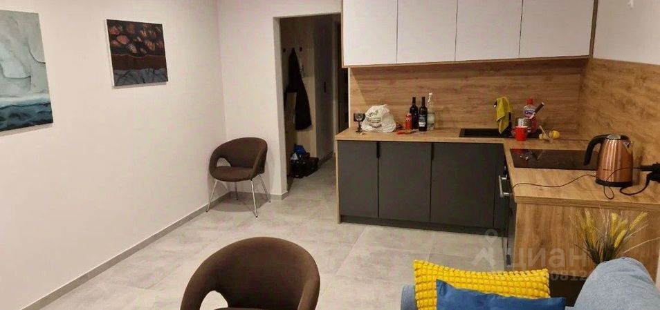 Продажа 1-комнатной квартиры 43 м², 4/10 этаж