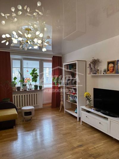 Продажа 3-комнатной квартиры 59,8 м², 2/9 этаж