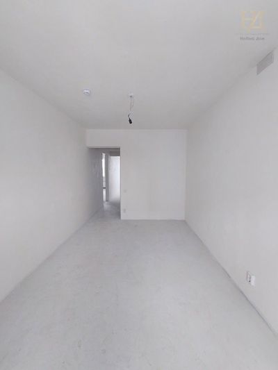 Продажа 4-комнатной квартиры 76 м², 2/10 этаж