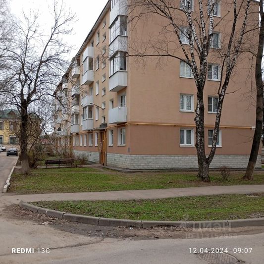 Продажа 3-комнатной квартиры 57 м², 2/5 этаж