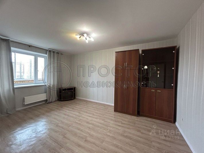 Продажа 2-комнатной квартиры 57 м², 9/9 этаж