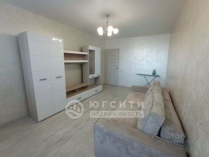 Аренда 1-комнатной квартиры 44 м², 11/13 этаж