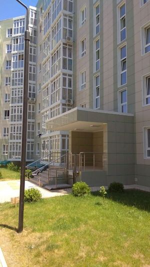 Продажа 1-комнатной квартиры 37 м², 2/8 этаж