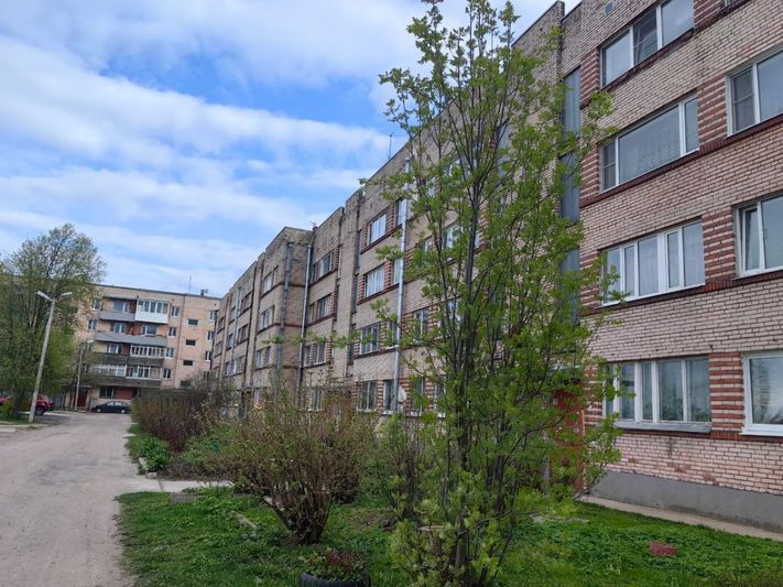 Продажа 1-комнатной квартиры 36,7 м², 2/4 этаж