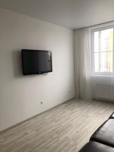 Аренда 1-комнатной квартиры 40 м², 7/24 этаж