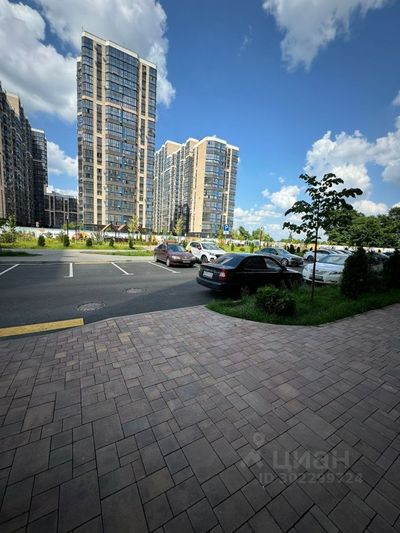 Продажа 2-комнатной квартиры 62 м², 13/22 этаж