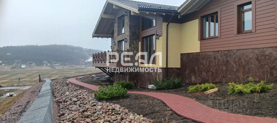 Аренда дома, 220 м², с участком 12 соток