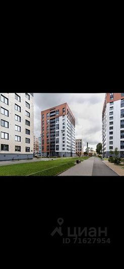 Продажа 2-комнатной квартиры 69 м², 9/13 этаж