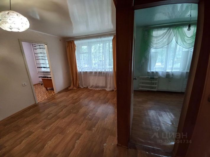 Продажа 2-комнатной квартиры 42 м², 1/5 этаж