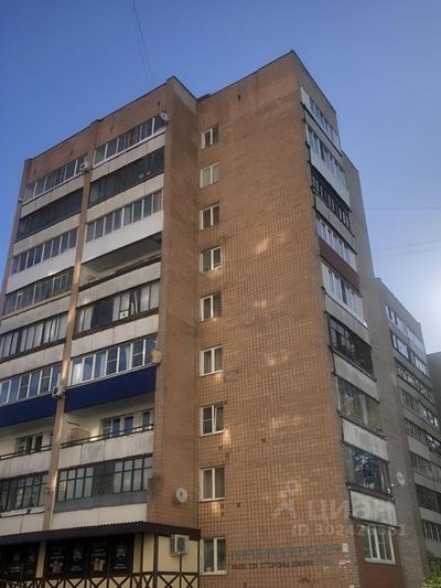 Продажа 3-комнатной квартиры 63 м², 9/9 этаж