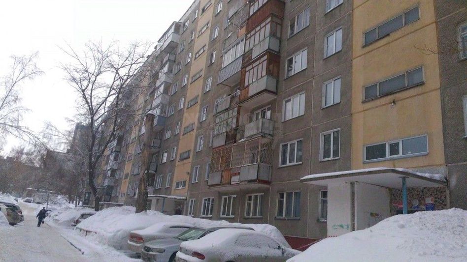 Аренда 1 комнаты, 18 м², 1/9 этаж