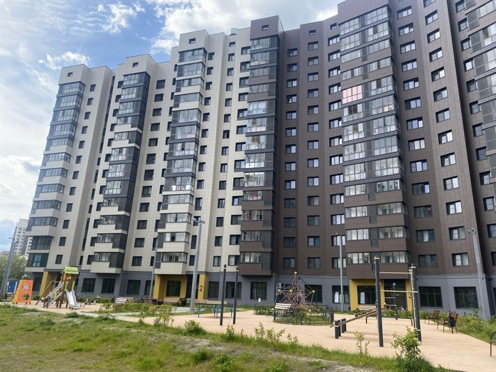 Продажа 1-комнатной квартиры 43,8 м², 14/15 этаж