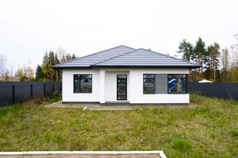 Продажа дома, 130 м², с участком 6 соток