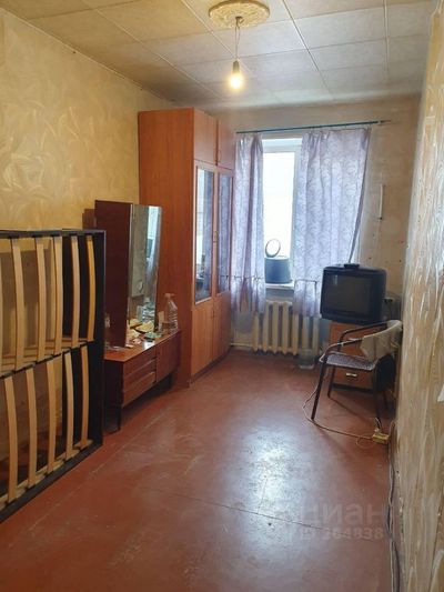 Продажа 2-комнатной квартиры 43 м², 1/4 этаж