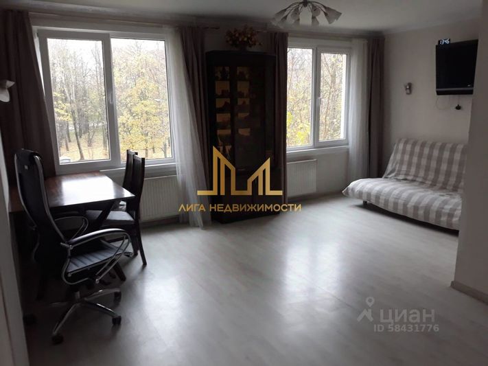 Продажа 4-комнатной квартиры 59 м², 3/5 этаж