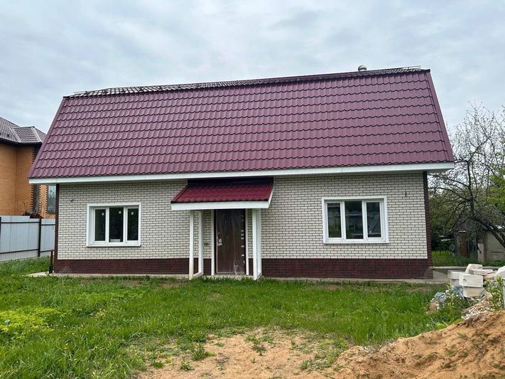 Продажа дома, 180 м², с участком 15 соток