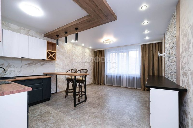 Продажа 3-комнатной квартиры 57,8 м², 1/10 этаж