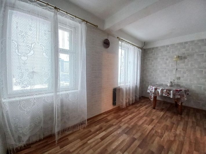 Продажа 1-комнатной квартиры 46 м², 4/10 этаж