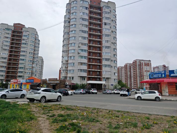 Продажа 3-комнатной квартиры 69,2 м², 2/14 этаж