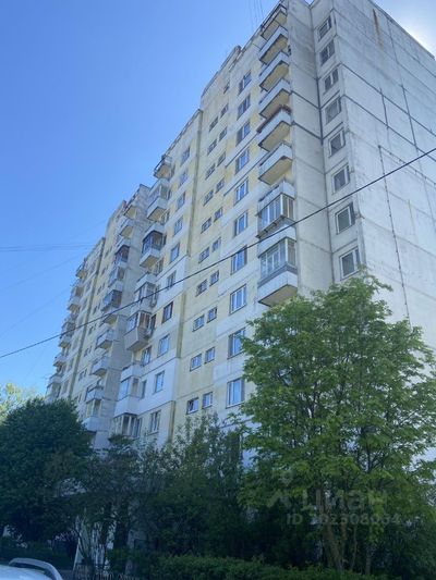 Продажа 3-комнатной квартиры 76 м², 1/12 этаж