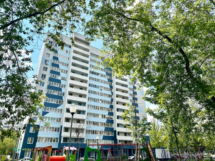 Продажа 2-комнатной квартиры 54 м², 2/16 этаж