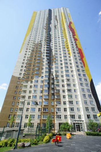 Продажа 2-комнатной квартиры 37,2 м², 42/46 этаж