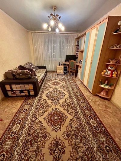 Продажа 3-комнатной квартиры 105 м², 8/10 этаж