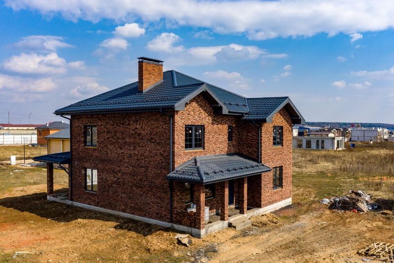 Продажа дома, 221 м², с участком 6,1 сотки