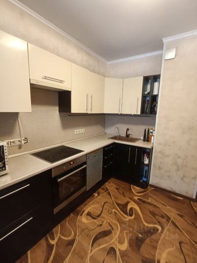 Продажа 3-комнатной квартиры 81,5 м², 2/9 этаж