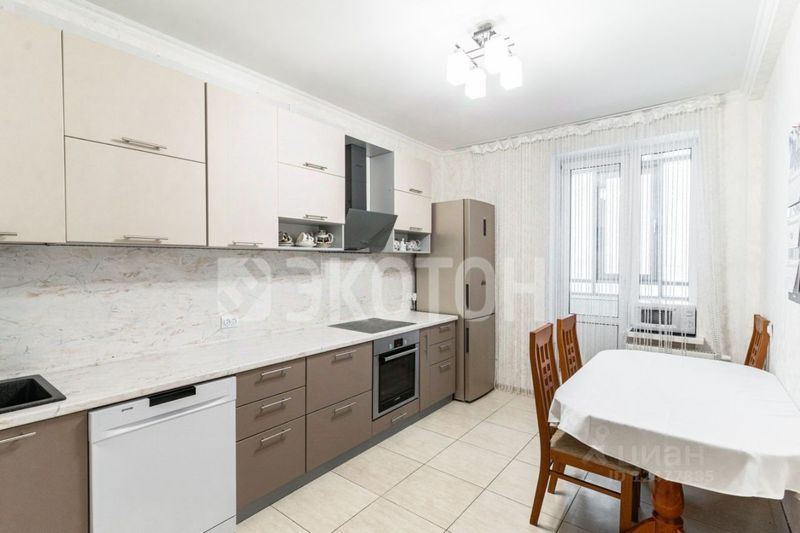 Продажа 2-комнатной квартиры 75 м², 3/17 этаж