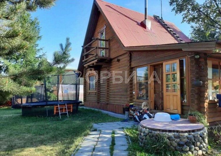 Продажа дома, 100 м², с участком 6 соток