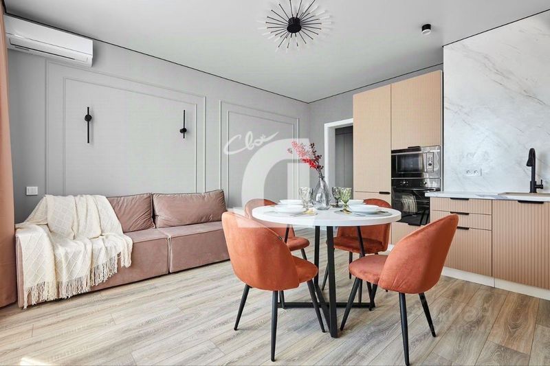 Продажа 2-комнатной квартиры 70 м², 19/24 этаж