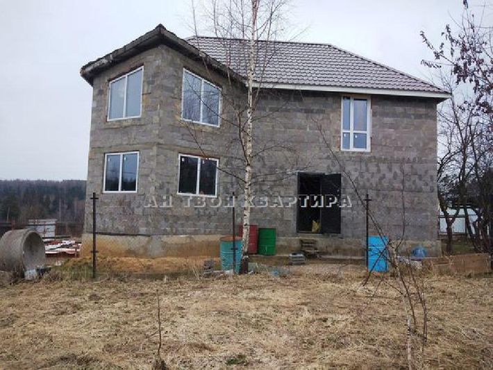 Продажа дома, 158 м², с участком 5,8 сотки