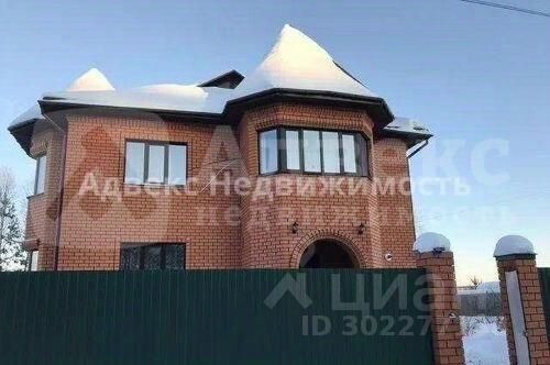 Продажа дома, 279 м², с участком 11 соток