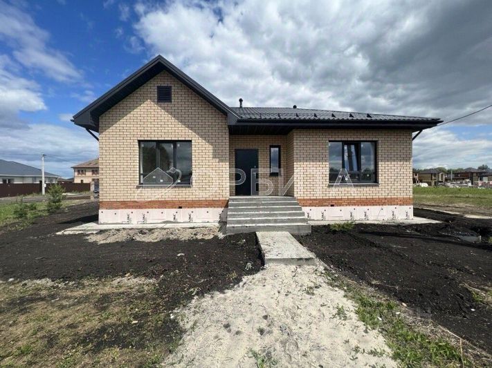 Продажа дома, 130 м², с участком 6 соток