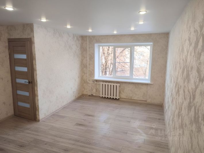 Продажа 1-комнатной квартиры 30,4 м², 3/5 этаж