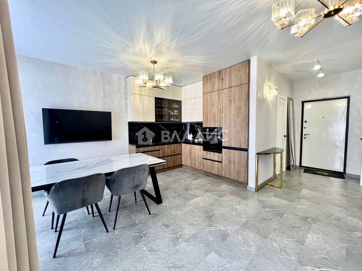 Продажа 4-комнатной квартиры 80 м², 1/16 этаж