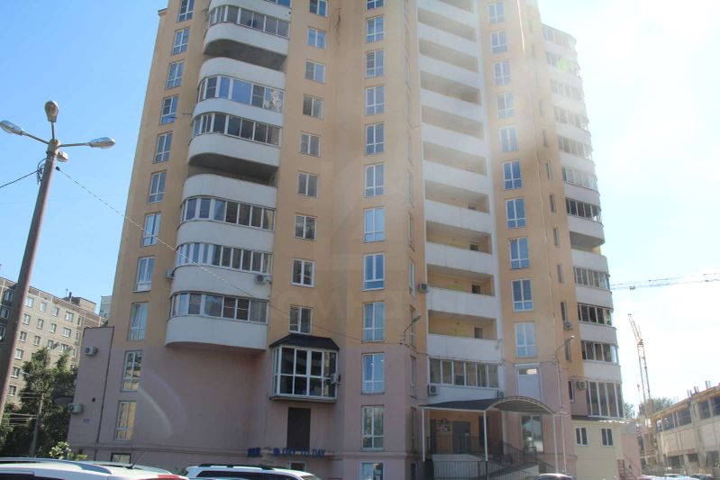 Продажа 3-комнатной квартиры 101 м², 13/16 этаж