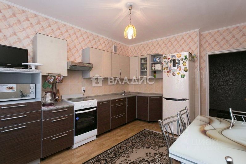 Продажа 3-комнатной квартиры 95,1 м², 2/10 этаж