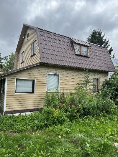 Продажа дома, 90 м², с участком 6 соток