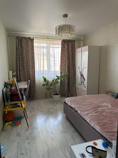 Продажа 2-комнатной квартиры 67 м², 3/6 этаж