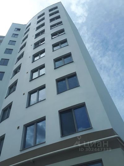 Продажа 4-комнатной квартиры 225 м², 2/5 этаж