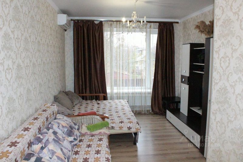 Продажа 2-комнатной квартиры 45 м², 1/3 этаж