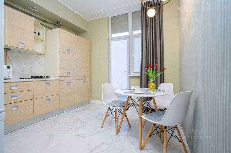 Продажа 1-комнатной квартиры 42,2 м², 1/14 этаж