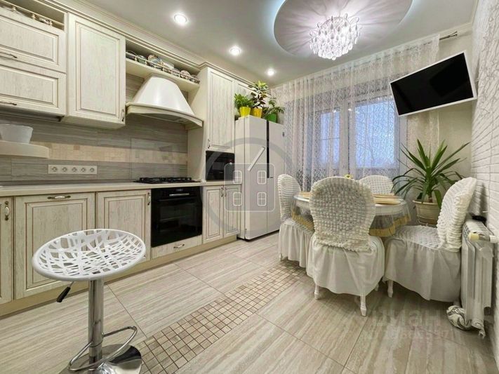 Продажа 1-комнатной квартиры 42,3 м², 2/10 этаж