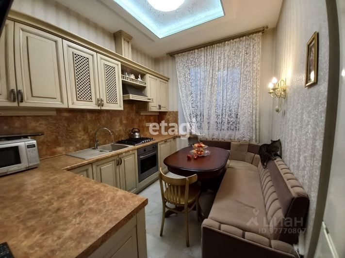 Продажа 2-комнатной квартиры 57 м², 5/5 этаж