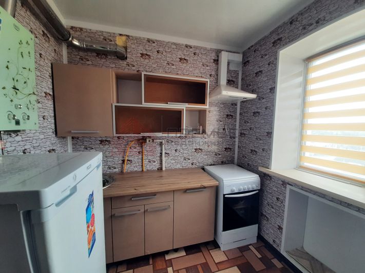 Продажа 2-комнатной квартиры 42 м², 4/4 этаж