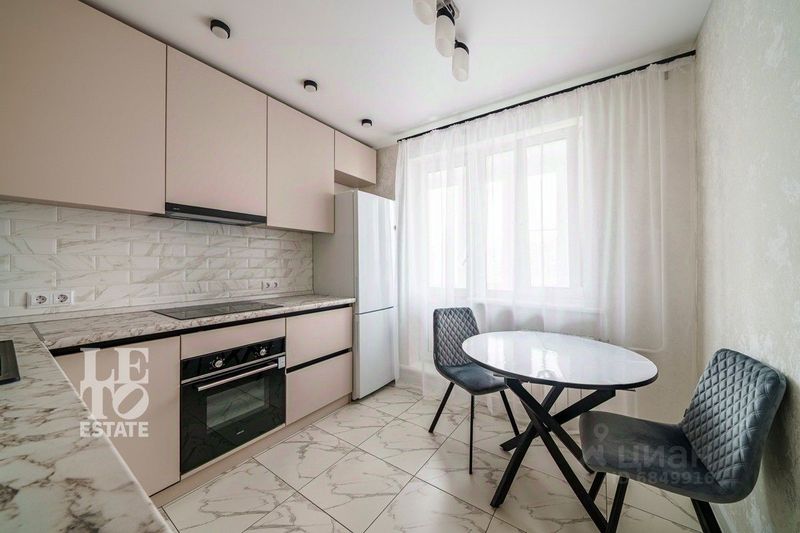 Продажа 1-комнатной квартиры 40 м², 10/12 этаж