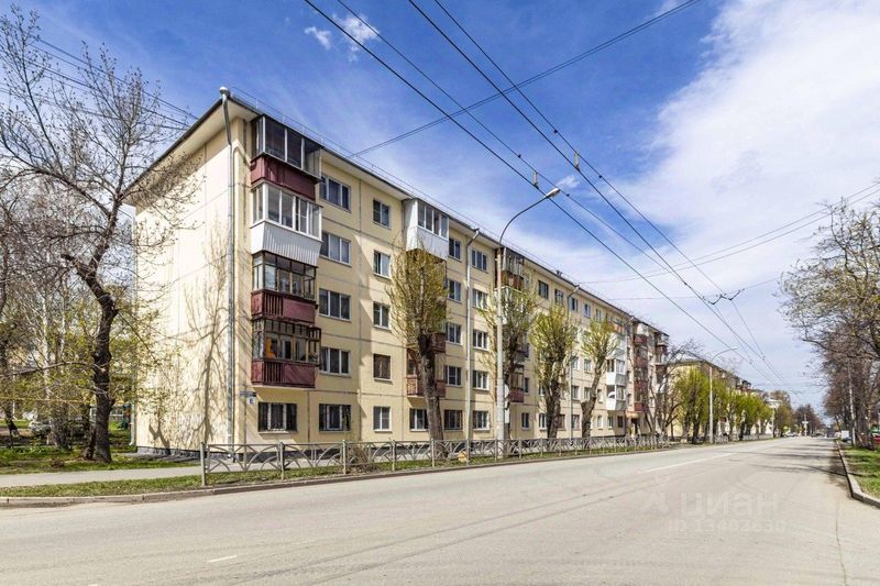 Продажа 2-комнатной квартиры 42,9 м², 2/5 этаж