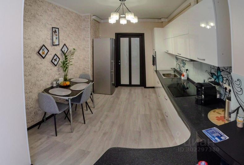 Продажа 3-комнатной квартиры 90 м², 5/6 этаж